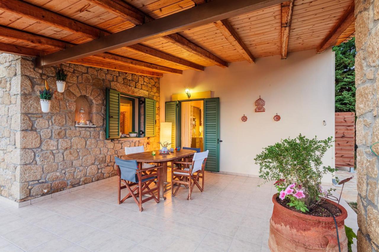 Lavender Garden Retreat - Secluded Seaside Getaway Apartamento Kotronion  Exterior foto